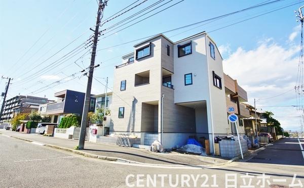 港南区丸山台2丁目　全3棟2号棟