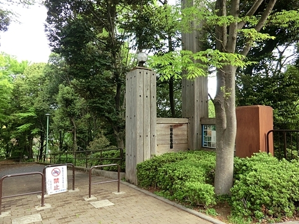 横浜市緑区三保町の中古一戸建て(三保念珠坂公園)