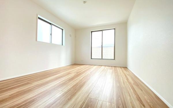 栄区野七里１丁目　全２棟１号棟