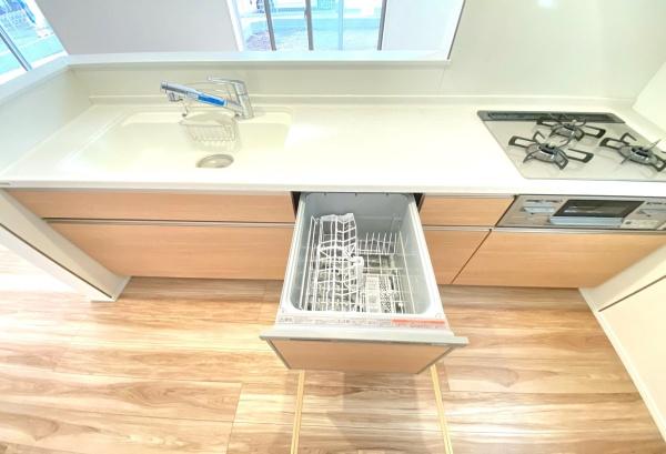 栄区野七里１丁目　全２棟１号棟