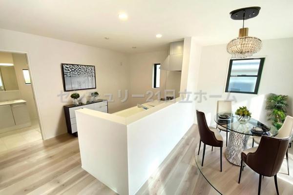 栄区野七里１丁目　全２棟２号棟