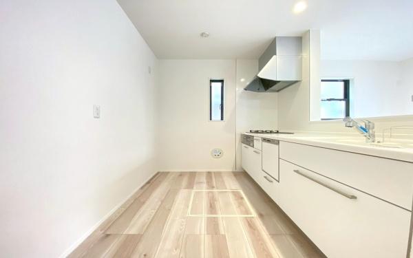 栄区野七里１丁目　全２棟２号棟