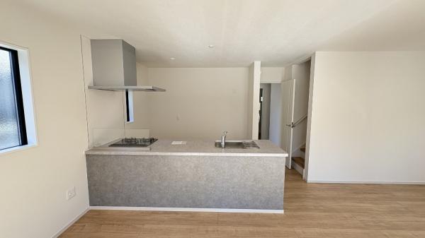 泉区和泉中央北3丁目　全3棟1号棟