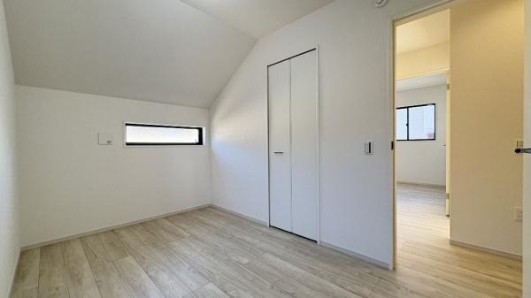 泉区和泉中央北3丁目　全3棟2号棟