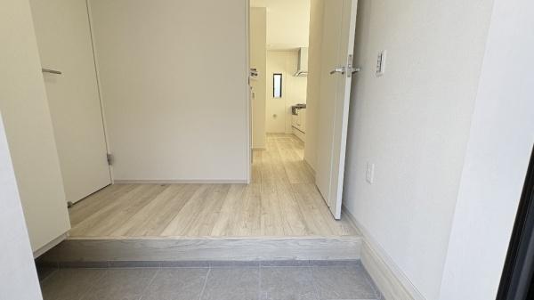 泉区和泉中央北3丁目　全3棟2号棟