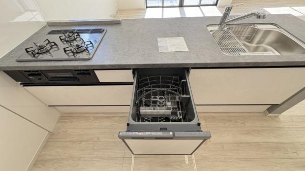 泉区和泉中央北3丁目　全3棟2号棟