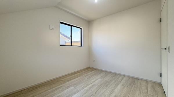 泉区和泉中央北3丁目　全3棟2号棟