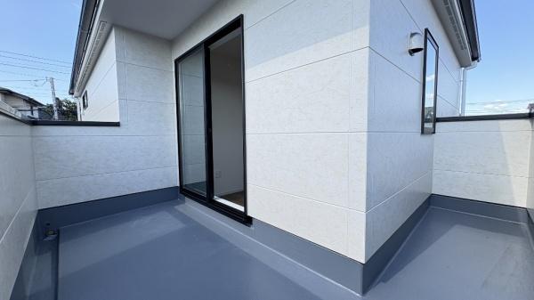 泉区和泉中央北3丁目 全3棟3号棟(バルコニー)