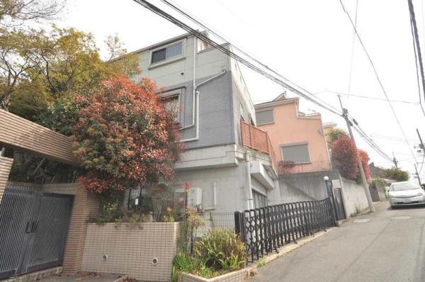 横浜市神奈川区旭ケ丘の中古一戸建て