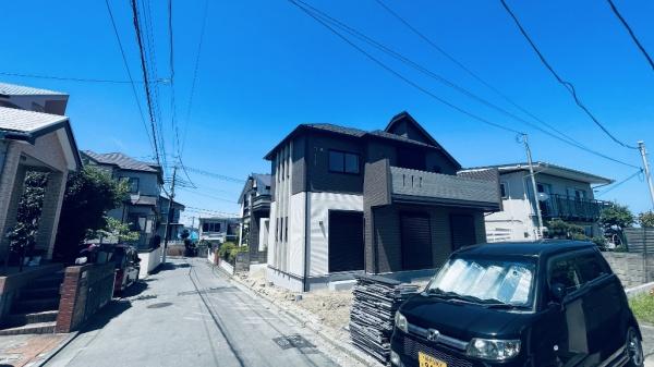 金沢区六浦東３丁目　全１棟