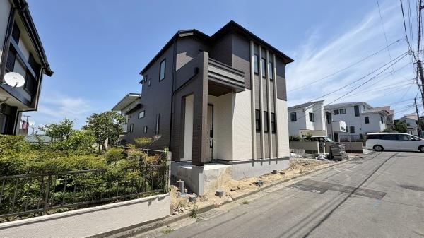 金沢区六浦東３丁目　全１棟