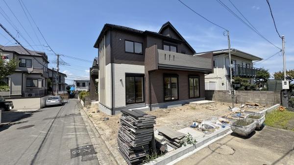 金沢区六浦東３丁目　全１棟