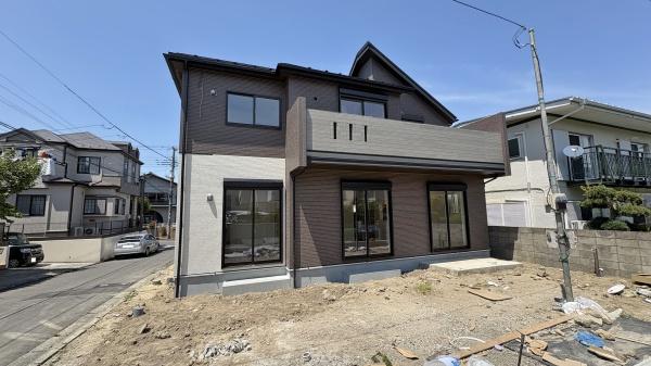 金沢区六浦東３丁目　全１棟