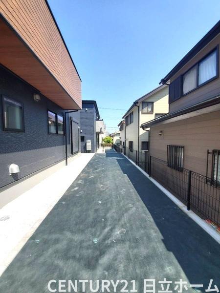 金沢区高舟台2丁目　全2棟2号棟