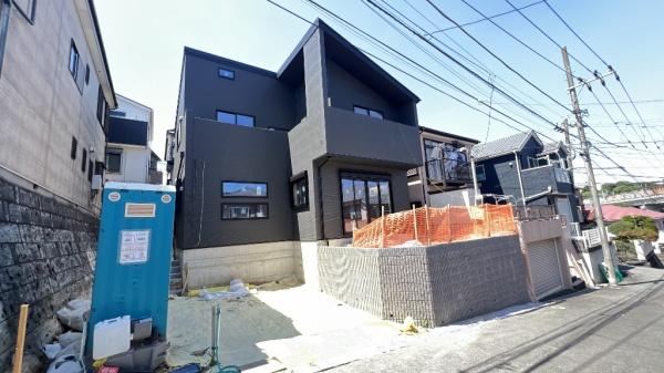 南区六ツ川２丁目　全１棟