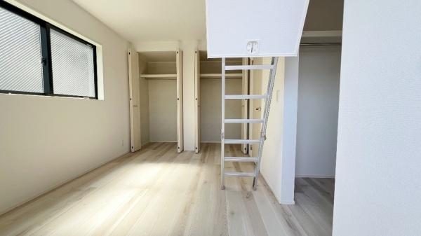 南区六ツ川２丁目　全１棟
