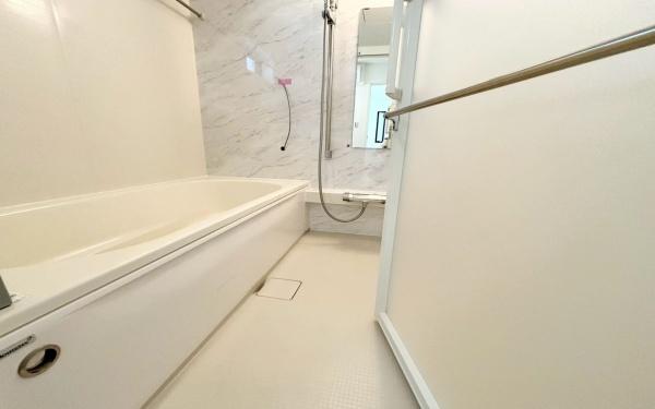 金沢区富岡西４丁目　全２棟２号棟