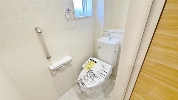磯子区杉田７丁目　全１棟