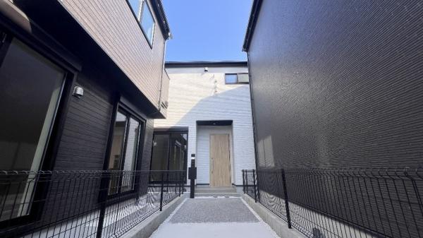 神奈川区六角橋４丁目　全５棟４号棟