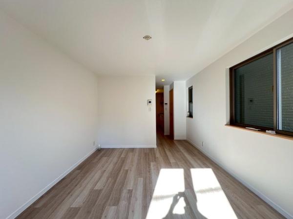 横浜市鶴見区生麦4丁目の中古一戸建て(リビング)