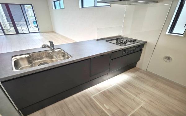 青葉区荏子田１丁目　全４棟１号棟