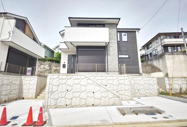 青葉区荏子田１丁目　全４棟２号棟
