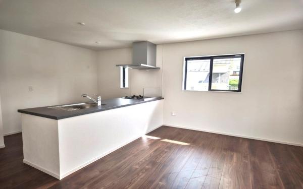 青葉区荏子田1丁目 全4棟3号棟(キッチン)