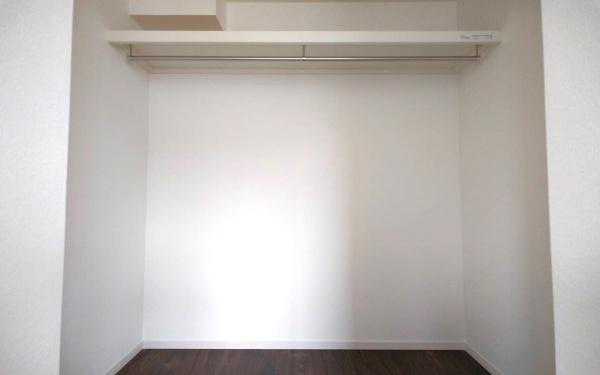 青葉区荏子田1丁目 全4棟3号棟(収納)