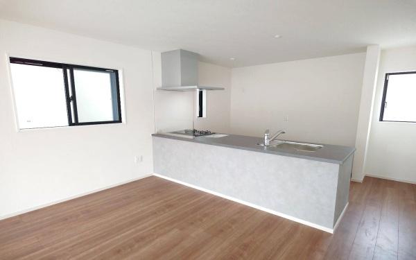 青葉区荏子田1丁目 全4棟4号棟(キッチン)