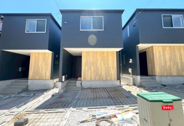 磯子区久木町全3棟　2号棟