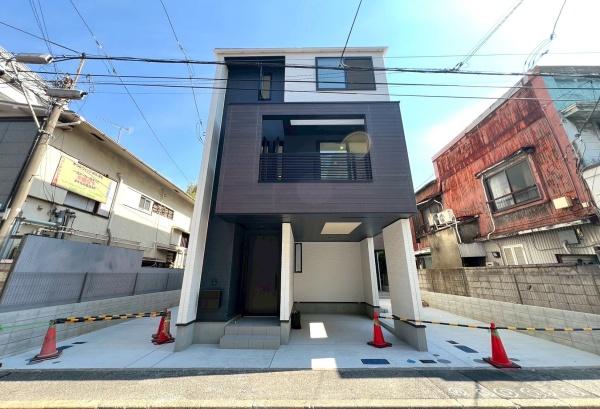 鶴見区豊岡町　全３棟２号棟