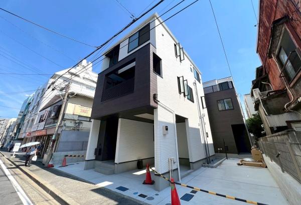 鶴見区豊岡町　全３棟２号棟