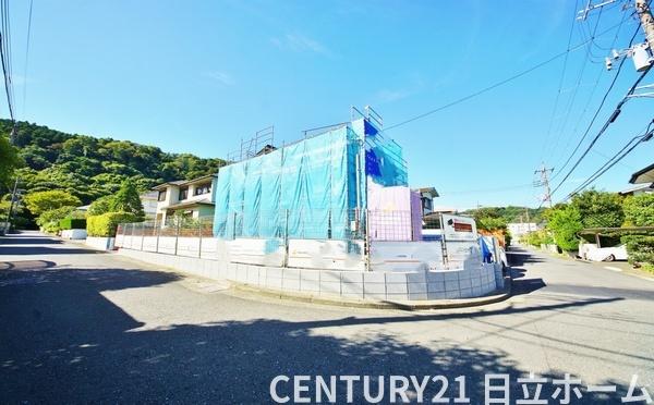 金沢区釜利谷西5丁目(前面道路含む現地写真)
