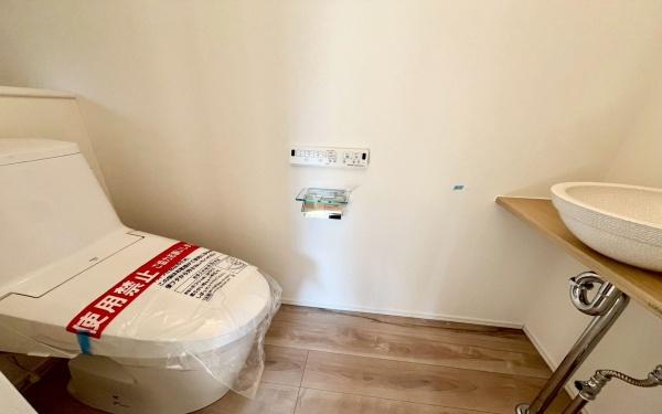 栄区上郷町　全３棟１号棟