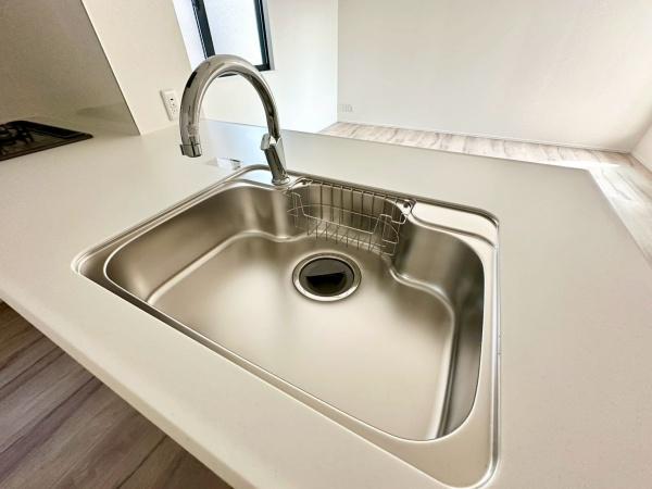 鶴見区汐入町３丁目　全４棟４号棟