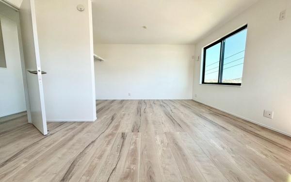 港南区港南6丁目　全2棟B号棟