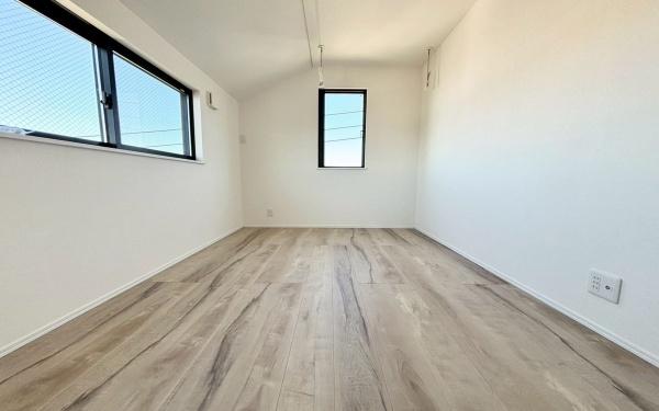 港南区港南6丁目　全2棟B号棟