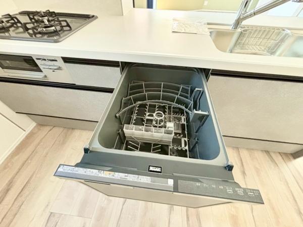 港南区港南6丁目　全2棟B号棟