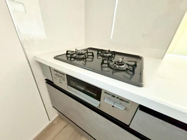 港南区港南6丁目　全2棟B号棟