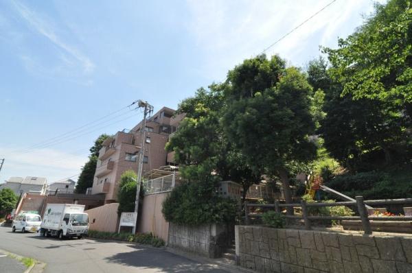 エクレール第２妙蓮寺
