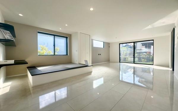 町田市東玉川学園2丁目(リビング)