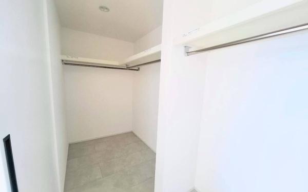 町田市成瀬1丁目(収納)