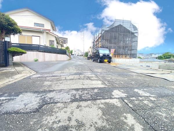 緑区北八朔町　全３棟Ｂ棟
