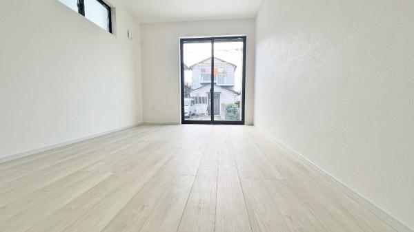 保土ケ谷区川島町　全３棟３号棟