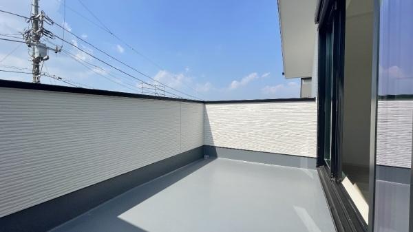保土ケ谷区川島町　全３棟３号棟