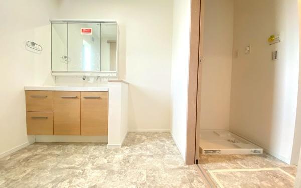 緑区鴨居６丁目　戸建