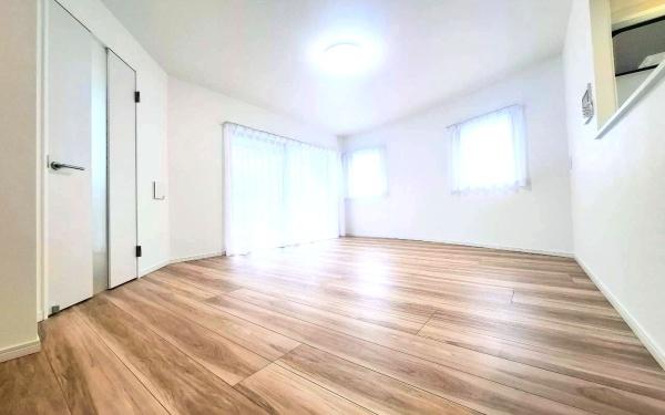 サングレイスパセオデラルス