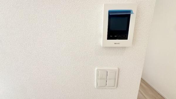 旭区市沢町　全２棟１号棟