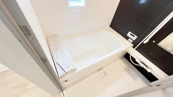 旭区市沢町　全２棟１号棟