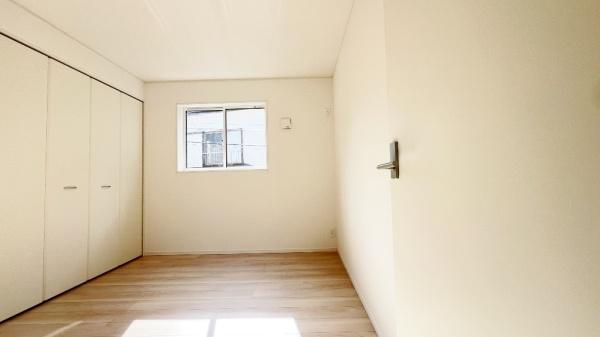 旭区市沢町　全２棟１号棟